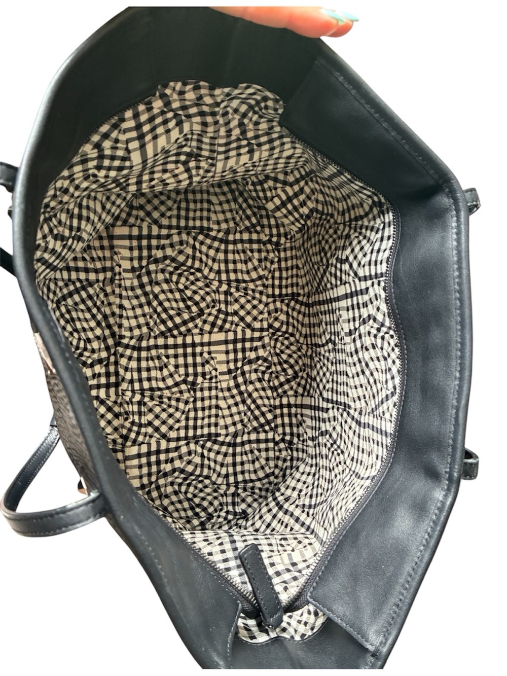 MCM Black Monogram Pebbled Leather Tote with Matching Wallet - Picture 13 of 14